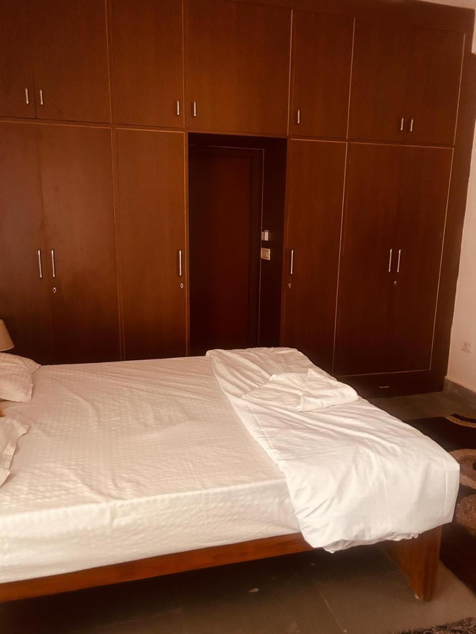 The English Gaon 4 Bhk Bhopal Zewnętrze zdjęcie