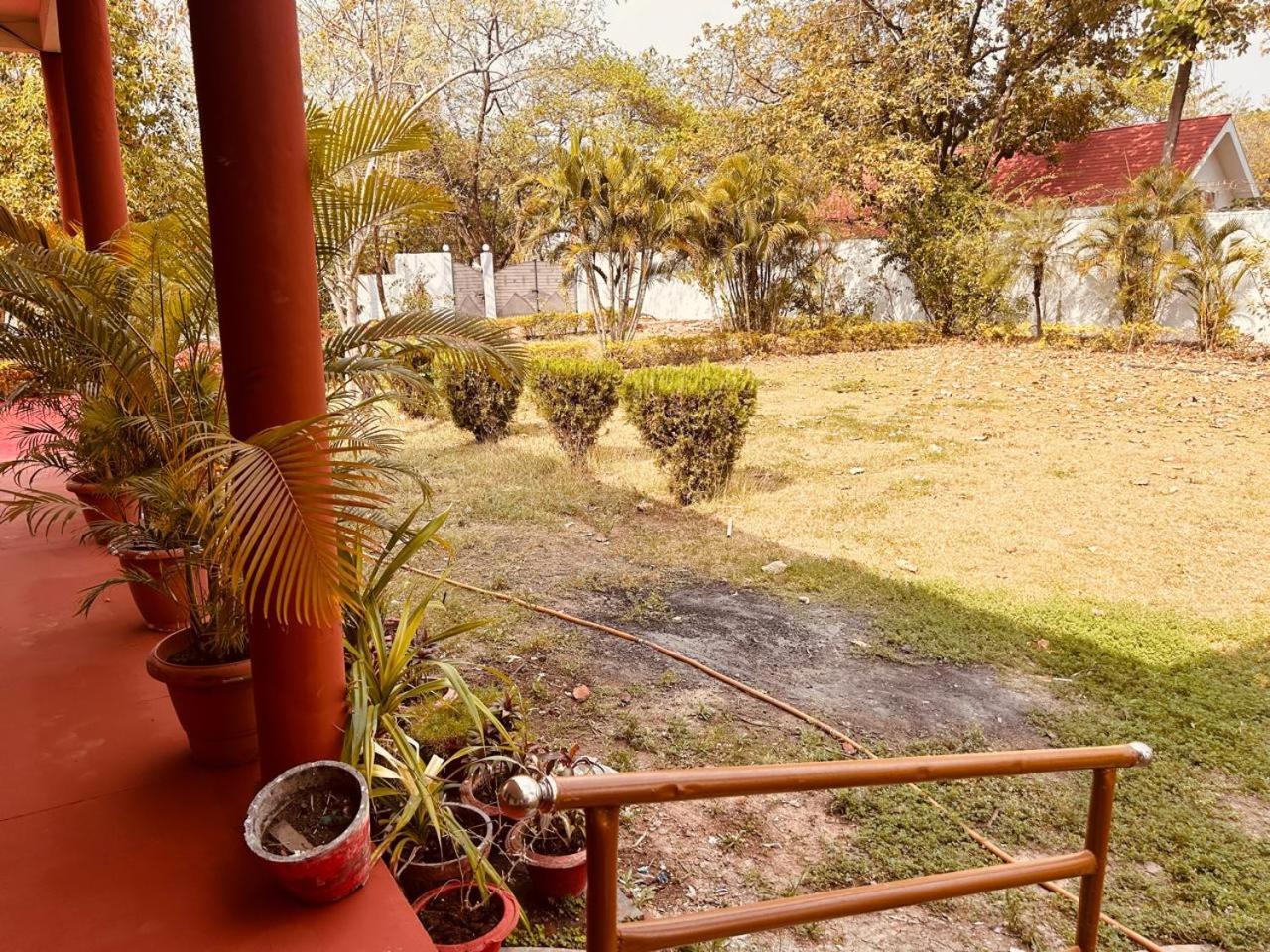 The English Gaon 4 Bhk Bhopal Zewnętrze zdjęcie