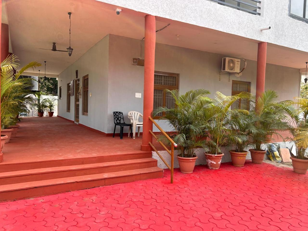 The English Gaon 4 Bhk Bhopal Zewnętrze zdjęcie