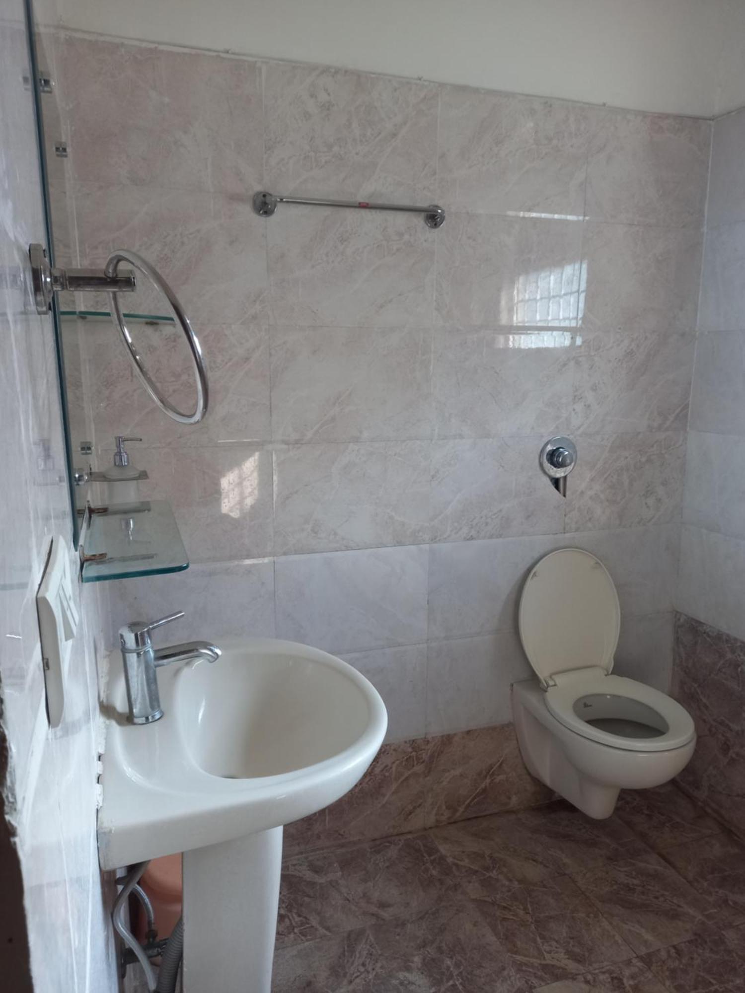 The English Gaon 4 Bhk Bhopal Zewnętrze zdjęcie